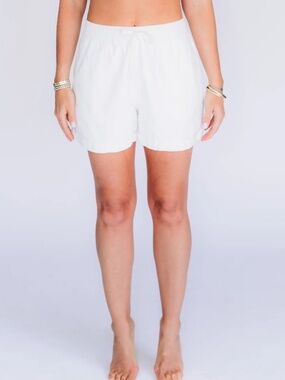 Hancock Brand Linen Shorts, White, Size Medium NWT